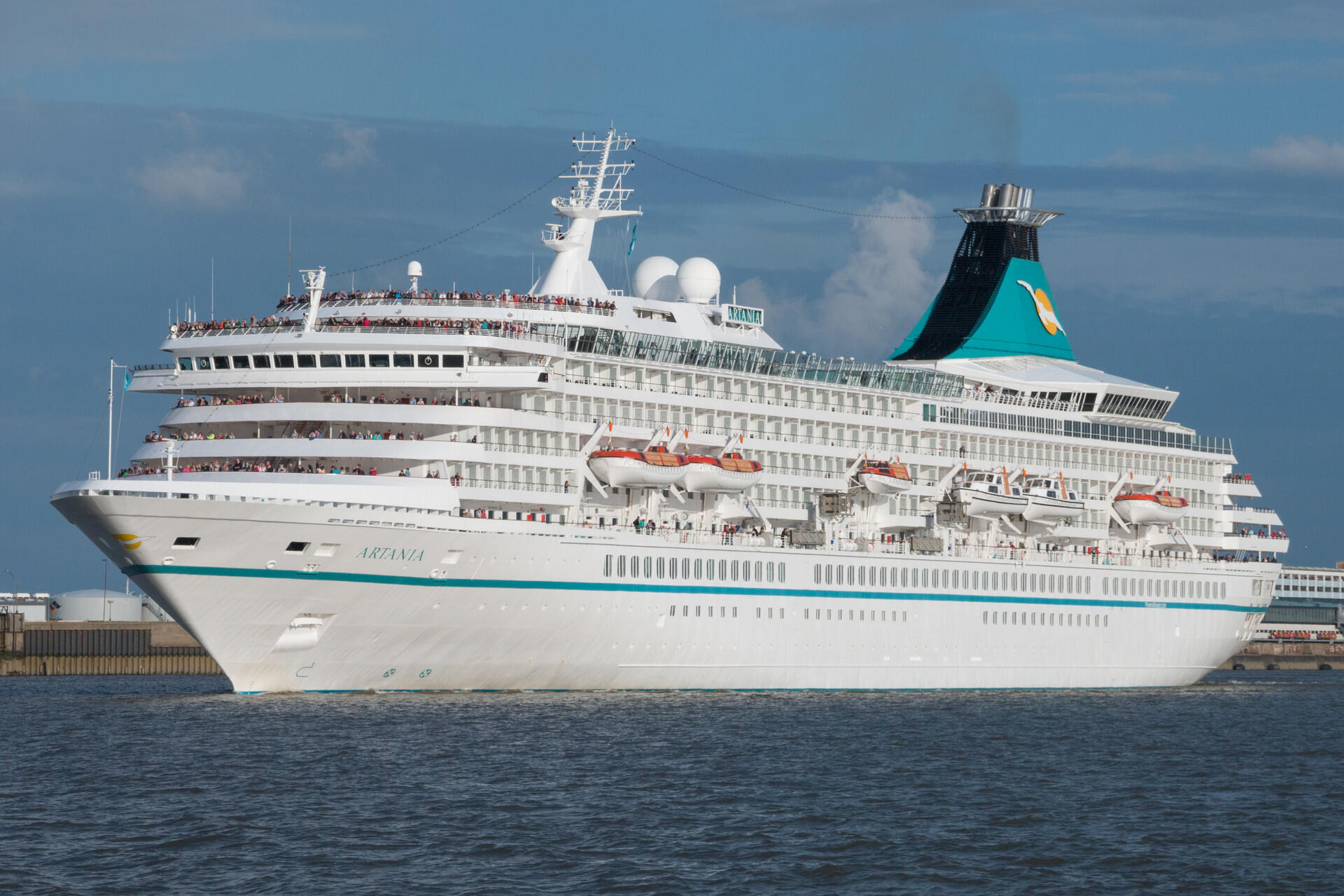 Winter-Magie des Nordens mit der MS ARTANIA