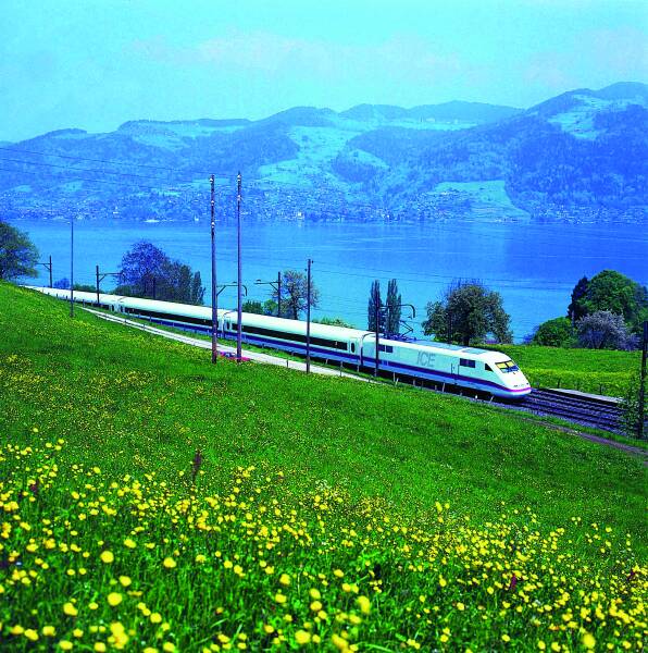 Malerische Landschaften, Kultur und Weingenuss am Bodensee