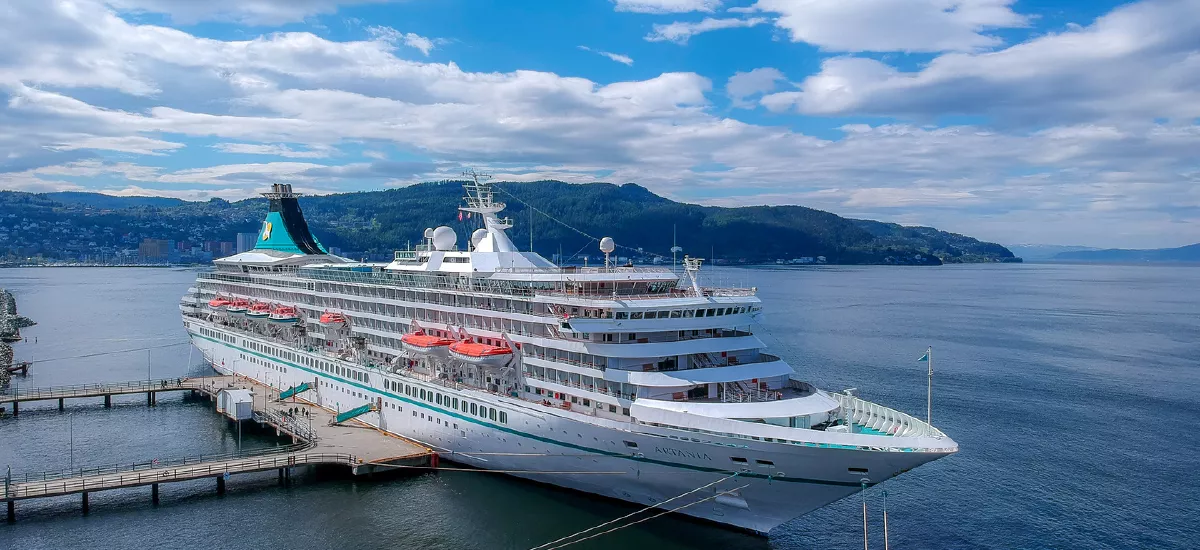 Zauber der Ostsee zur Mittsommernacht mit MS Artania