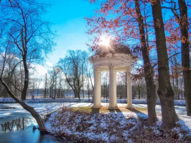 der-schlosspark-luetzschena-bumann-stock.adobe.com_83150381